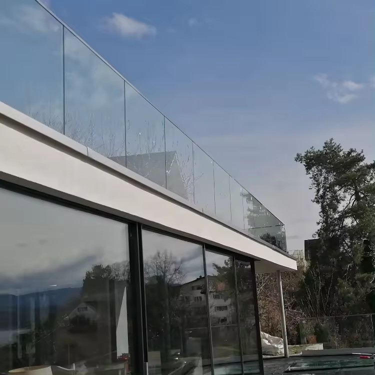 Deck Railing Frameless Balustrade Aluminum U Channel Glass Railing With Led Lighting Factory